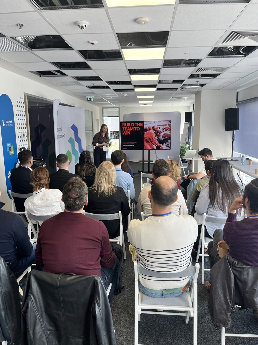 AI services from VEKT AI: founder Adriana Ignat presenting Build the Team to Win at Product Circle, Bucharest